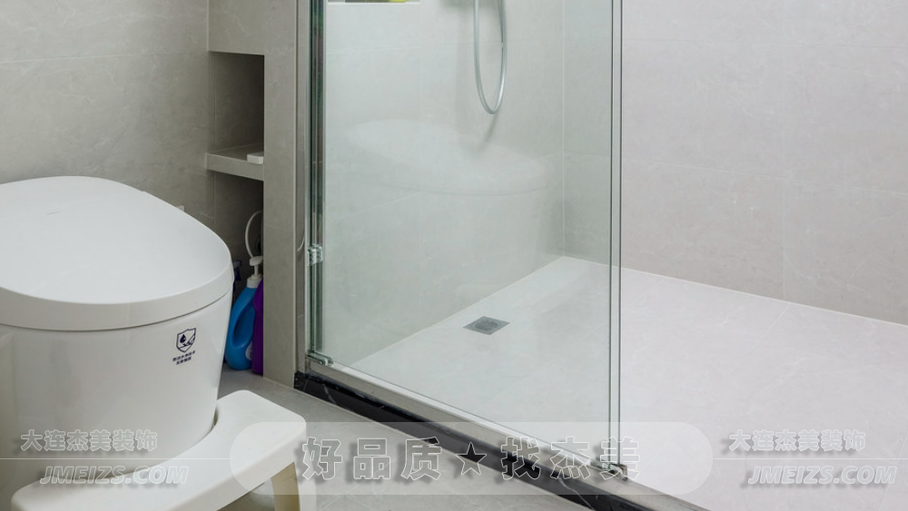 大连装修潮流趋势之现代自然/胡桃元气奶油暖白C卧室卫生间-大连k1体育装饰官网